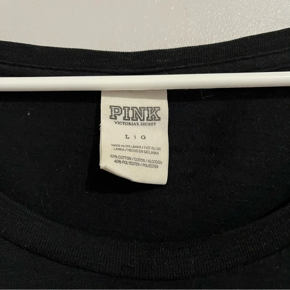 PINK Victoria's Secret Black Relaxed Long Sleeve Tee - Picture 2 of 5